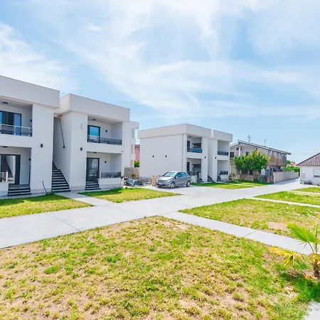 Bumax Apartments Ulcinj Exterior photo